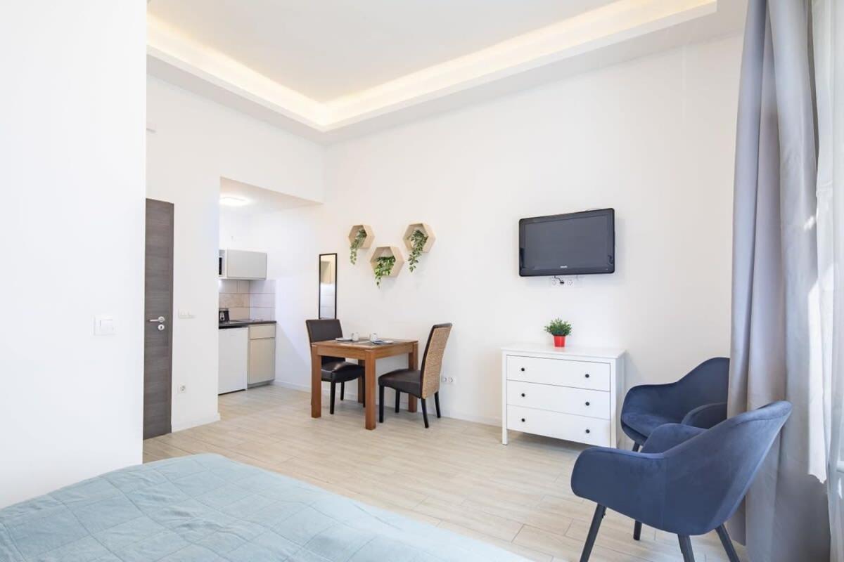 Explore From Apartament *